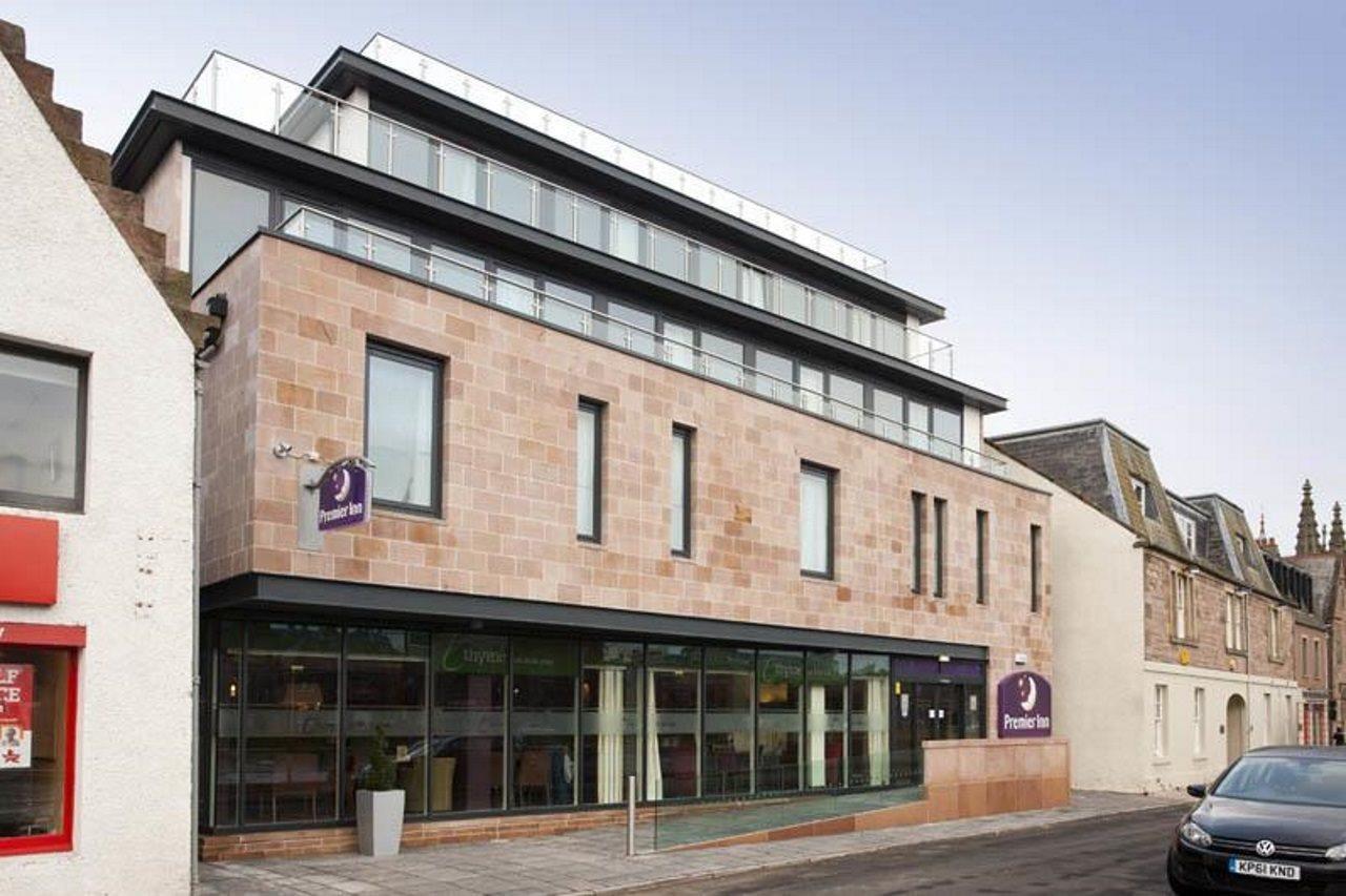 Premier Inn Inverness Centre - River Ness Exterior photo